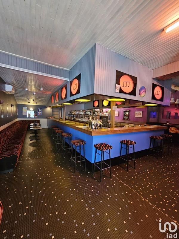 Local commercial - 602 m²