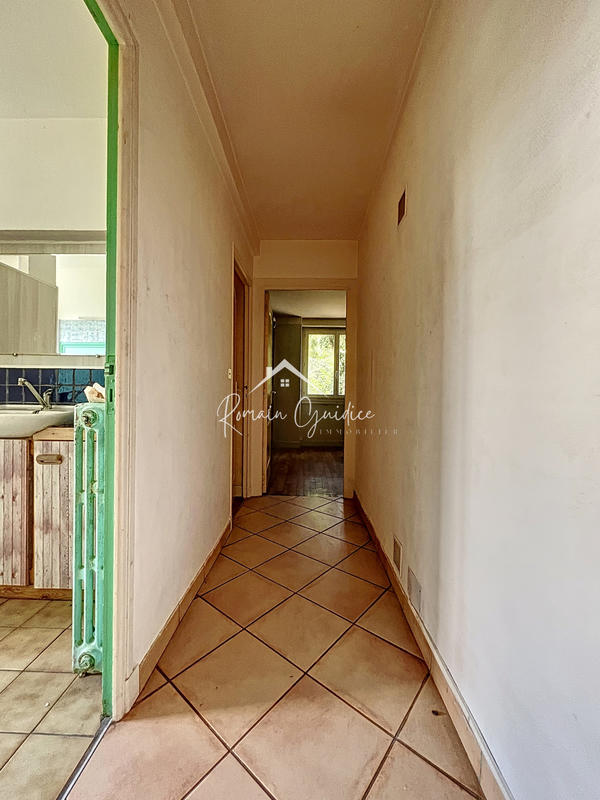 Maison - 175 m² - 8 pièces