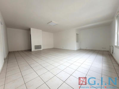 Appartement - 111 m² - 5 pièces