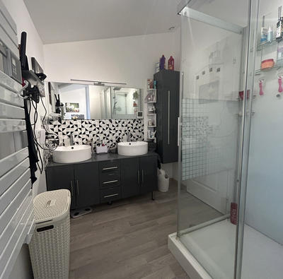 Maison - 150 m² - 9 pièces