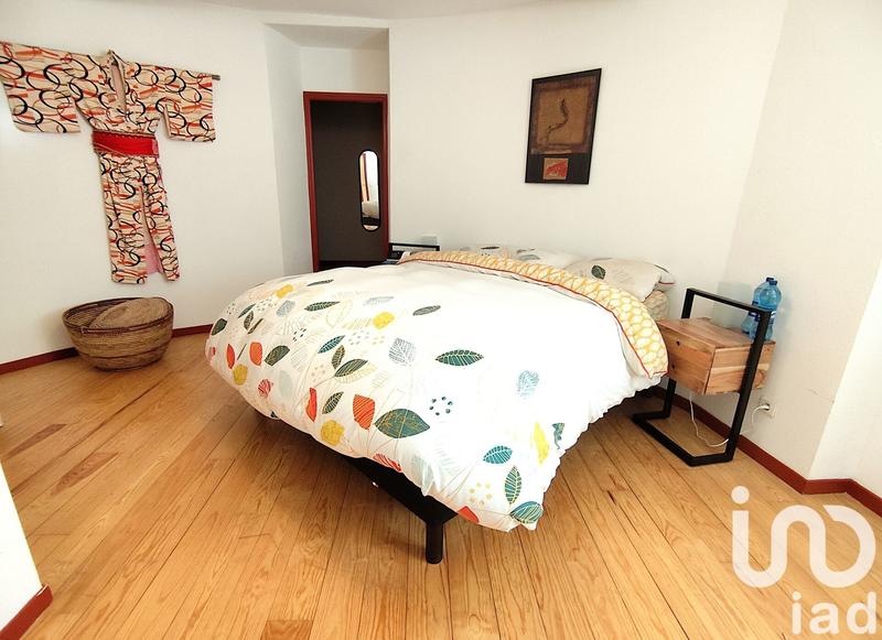 Maison - 282 m² - 9 pièces