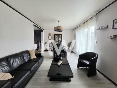 Maison traditionnelle - 115 m² - 6 pièces