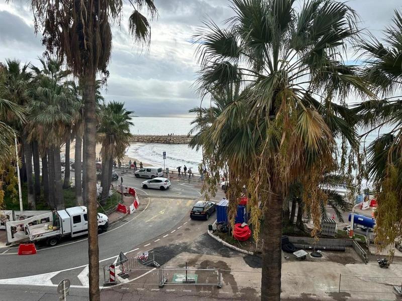 Appartement - 125 m² - 6 pièces