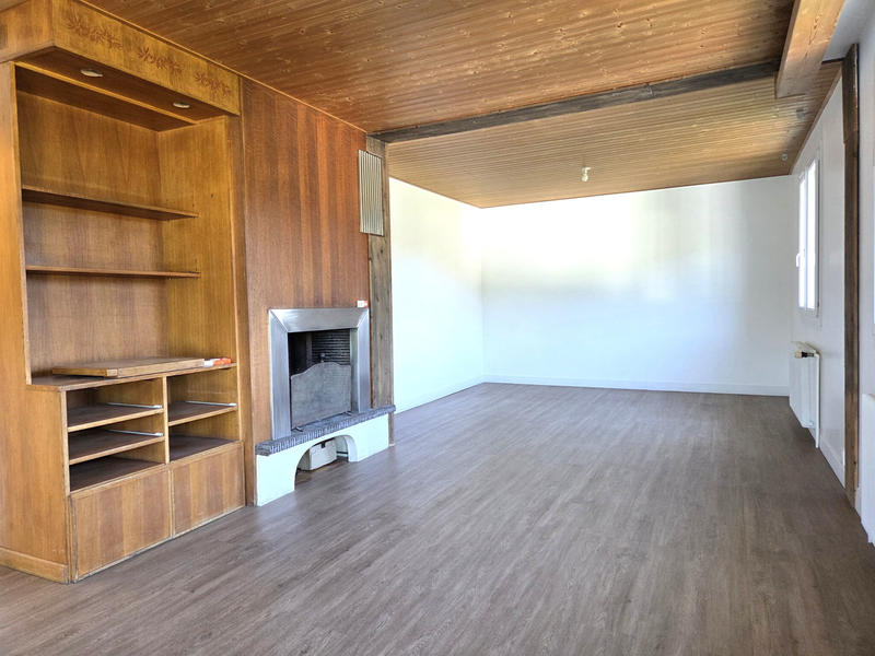 Maison de village - 150 m² - 8 pièces