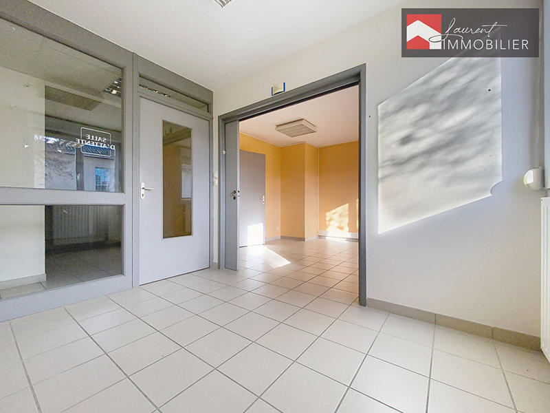 Local commercial - 231 m² - 5 pièces