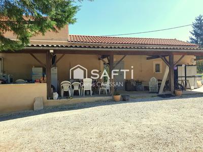 Maison - 138 m² - 5 pièces