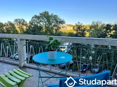 Chambre - 12 m² - 1 pièce