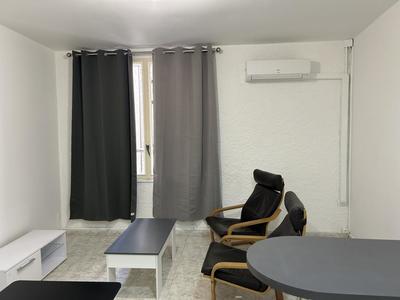 Studio - 24 m² - 1 pièce