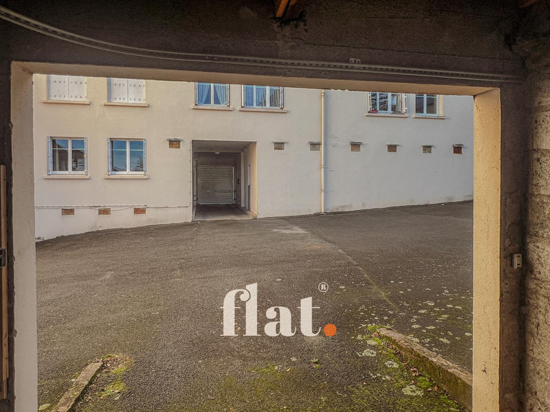 Parking / Garage - 14 m²