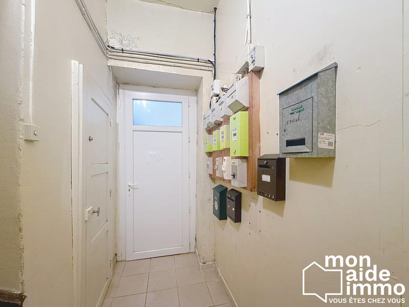 Maison - 400 m² - 15 pièces