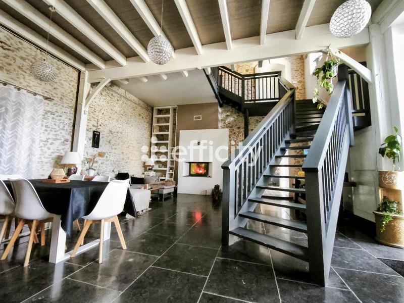 Maison de village - 237 m² - 8 pièces