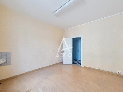 Appartement - 80 m² - 3 pièces