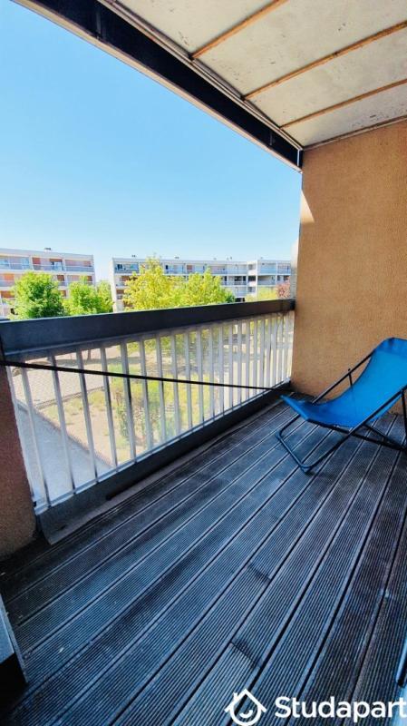 Chambre - 11 m² - 1 pièce