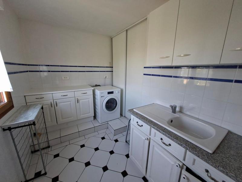 Maison - 154 m² - 3 pièces