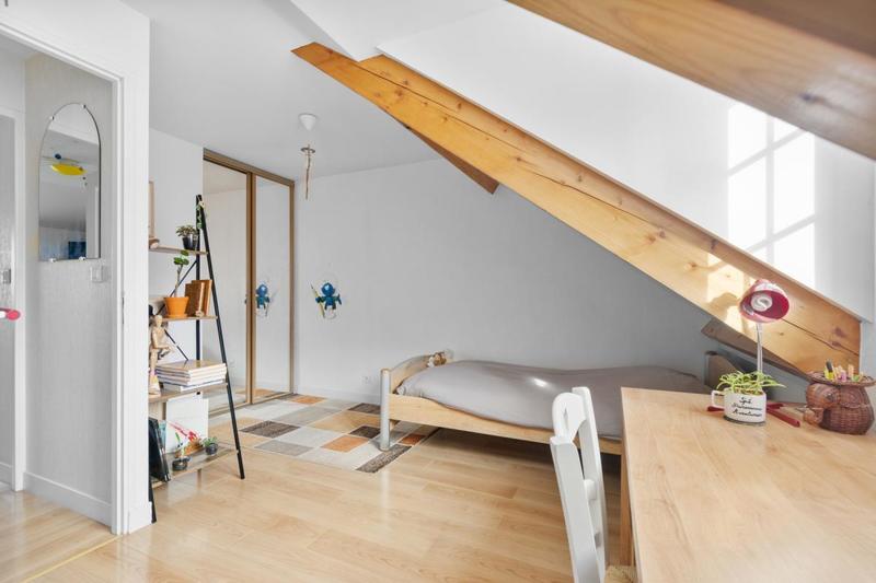 Maison - 134 m² - 7 pièces