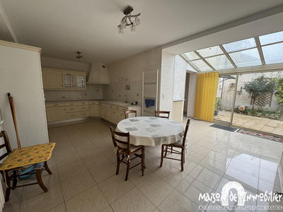 Maison - 169 m² - 6 pièces