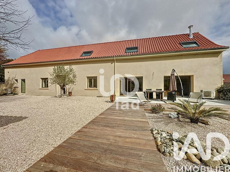 Maison - 180 m² - 5 pièces