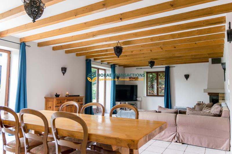 Maison - 232 m² - 7 pièces