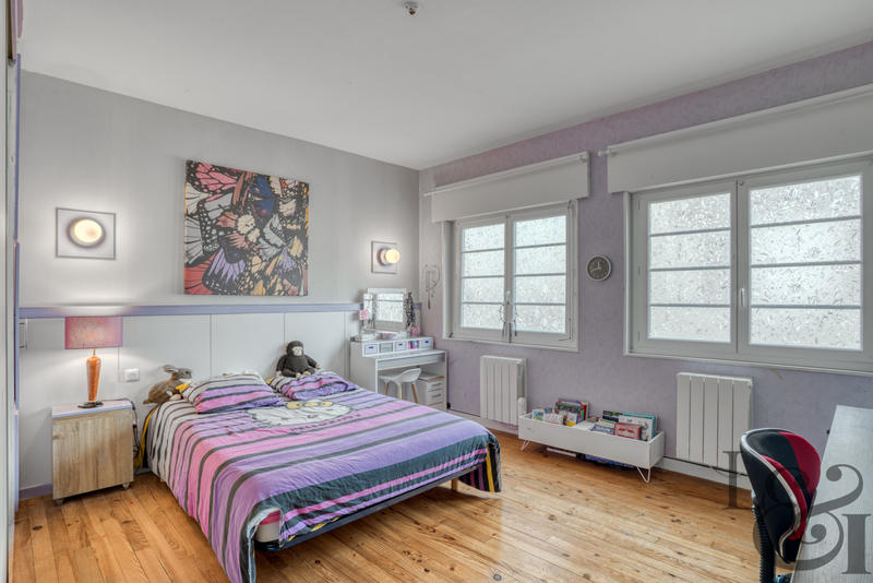 Maison - 99 m² - 5 pièces