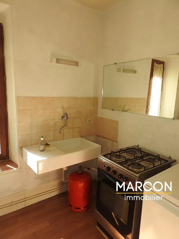 Maison - 214 m² - 8 pièces