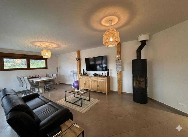 Maison - 228 m² - 6 pièces