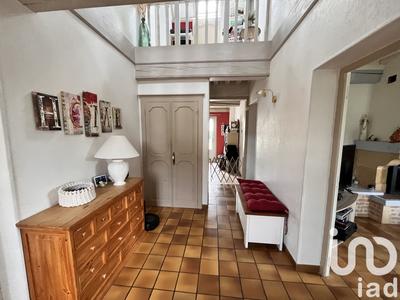 Maison - 270 m² - 10 pièces