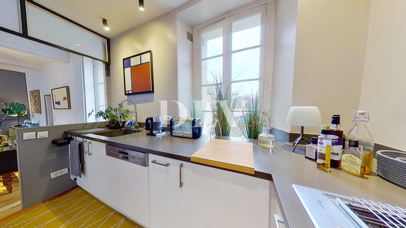 Appartement - 99 m² - 4 pièces