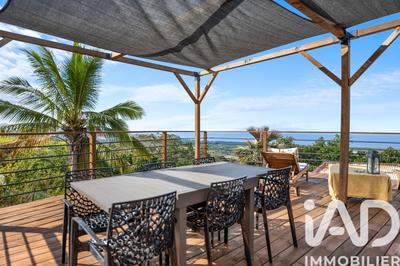 Maison - 190 m² - 6 pièces