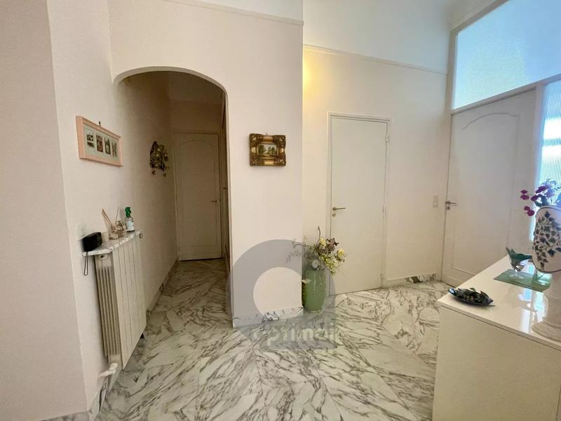 Appartement - 89 m² - 2 pièces