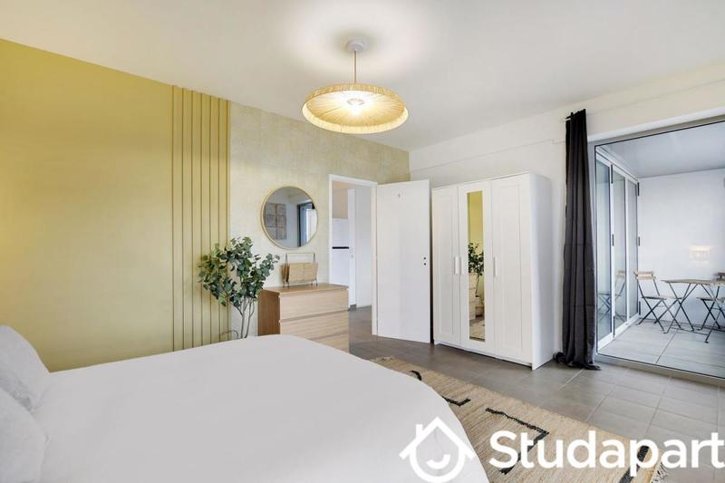 Chambre - 9 m² - 1 pièce