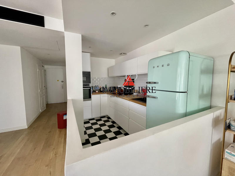 Appartement - 80 m² - 3 pièces