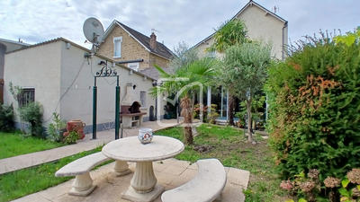 Maison - 149 m² - 6 pièces