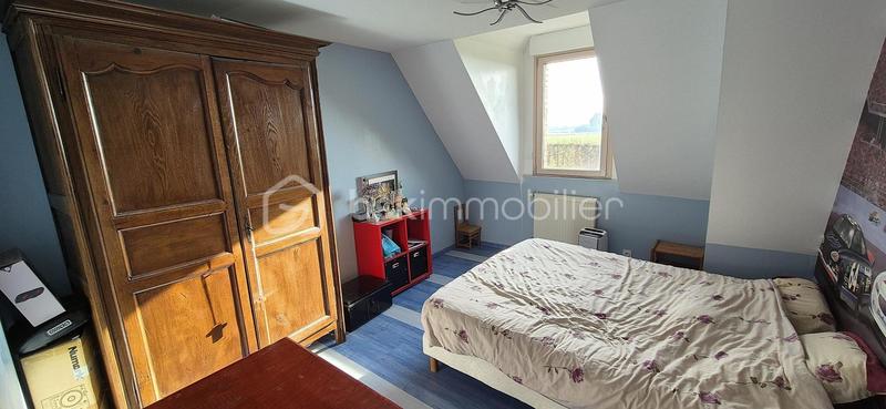 Maison en pierre - 275 m² - 8 pièces