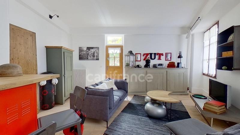 Maison - 184 m² - 7 pièces