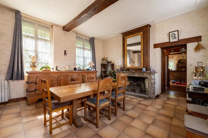 Maison - 205 m² - 12 pièces