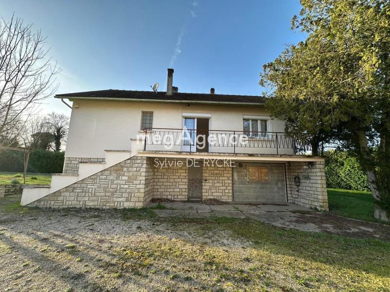 Maison - 162 m² - 8 pièces