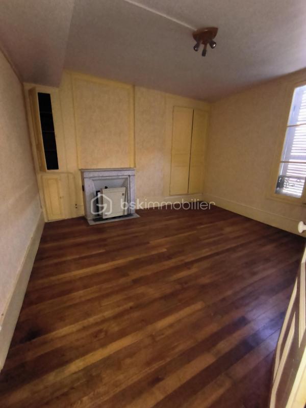 Immeuble - 228 m² - 7 pièces