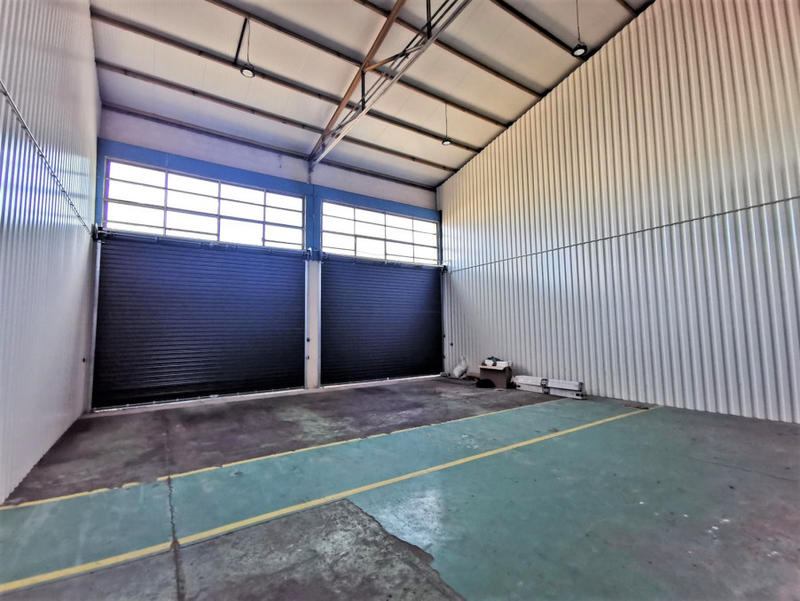 Local commercial - 232 m² - 2 pièces