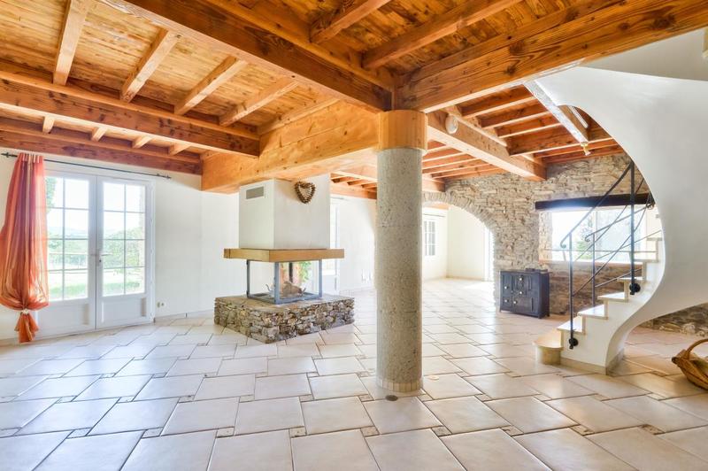 Maison - 175 m² - 5 pièces