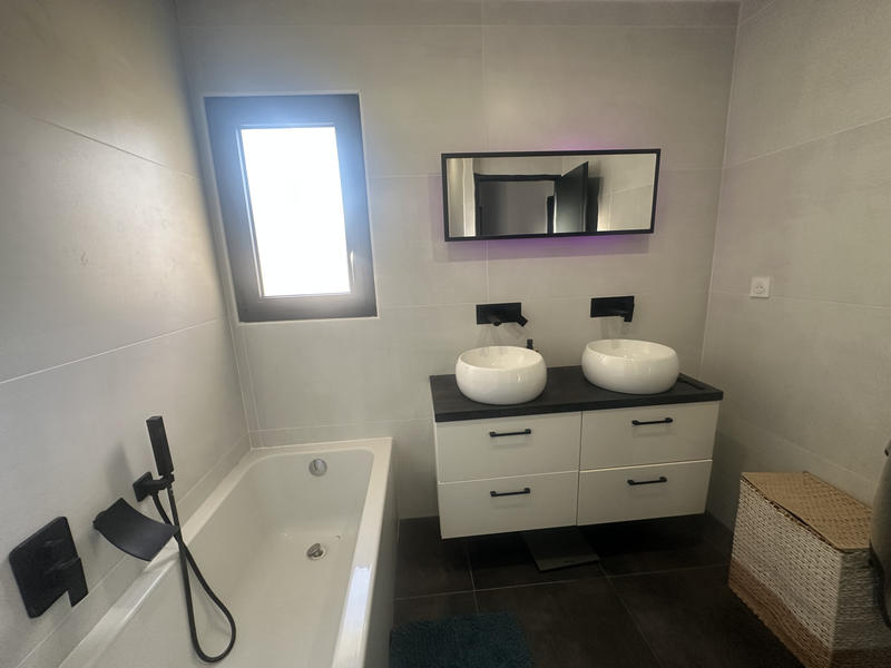 Villa - 110 m² - 4 pièces