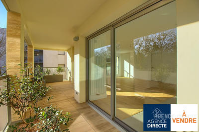 Appartement - 90 m² - 3 pièces