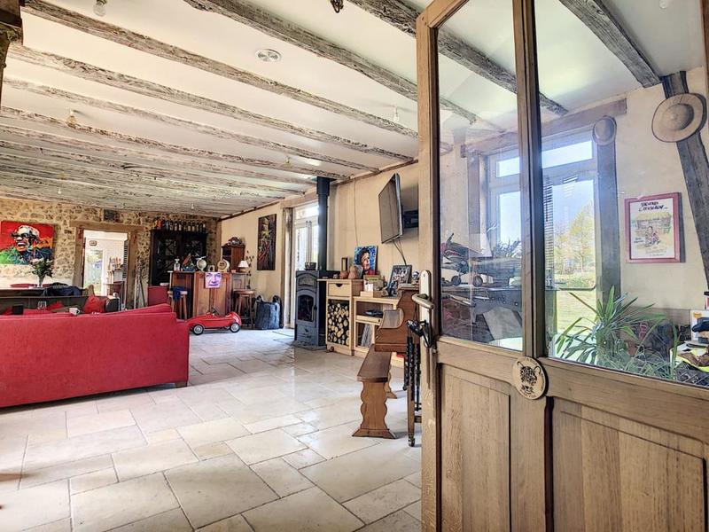 Maison - 296 m² - 15 pièces