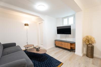 Maison ancienne - 100 m² - 9 pièces