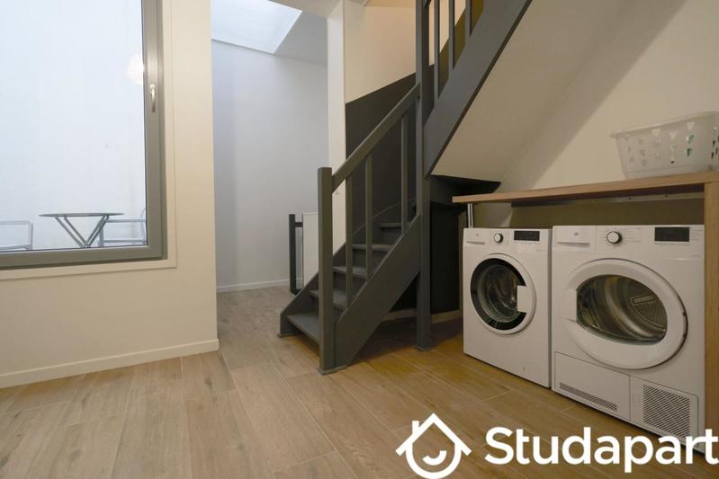 Chambre - 11 m² - 1 pièce