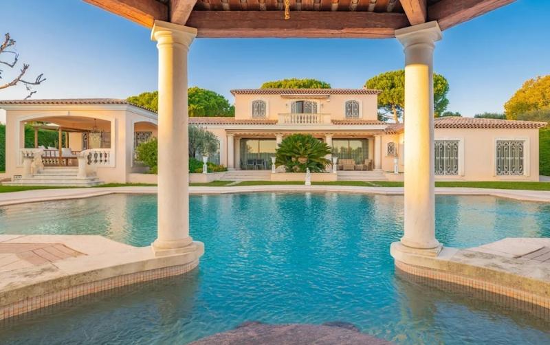 Villa - 450 m² - 8 pièces