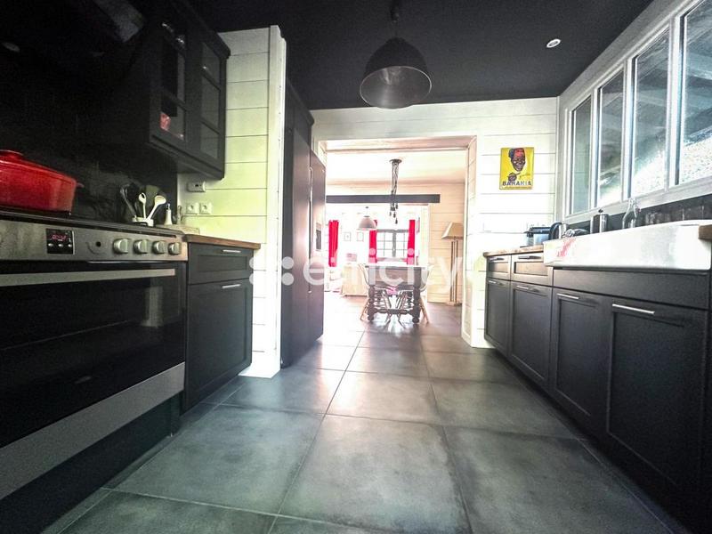 Maison - 91 m² - 4 pièces