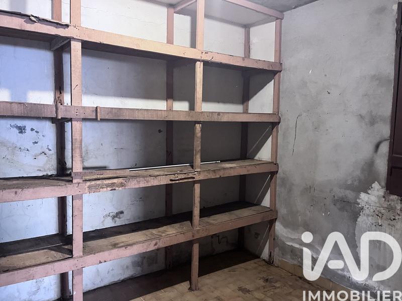 Maison - 250 m² - 8 pièces