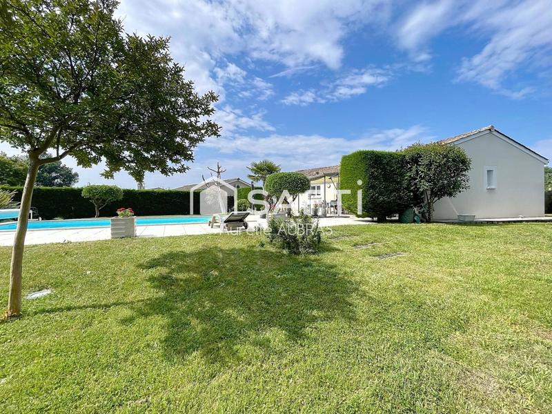 Maison - 110 m² - 4 pièces