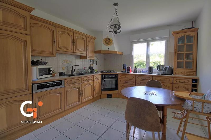 Maison - 102 m² - 5 pièces