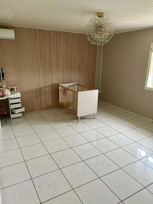 Maison - 260 m² - 8 pièces